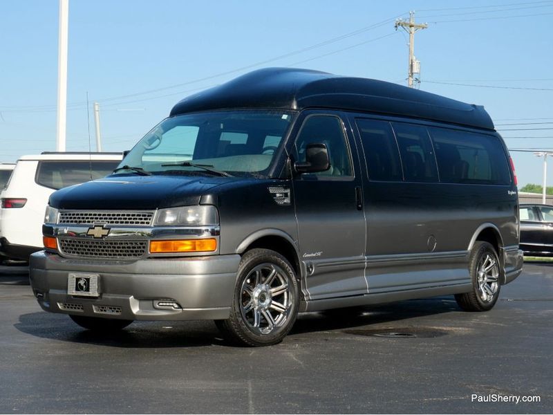 2015 Chevrolet Express 2500 Image 10