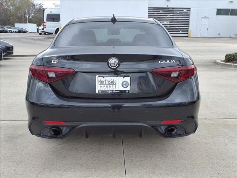 2022 Alfa Romeo Giulia VeloceImage 15