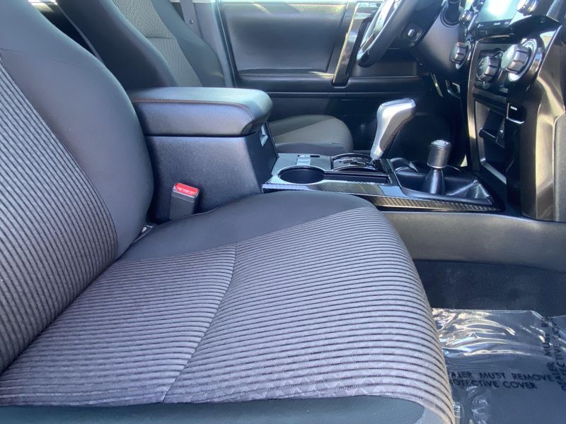 2024 Toyota 4Runner TRD Off-RoadImage 12