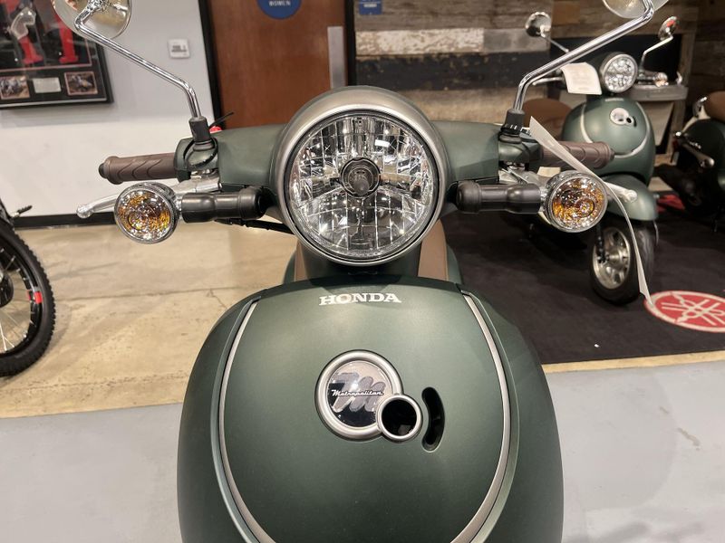 New 2024 Honda Metropolitan Image 13