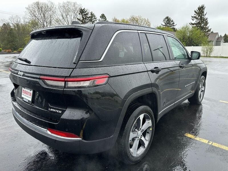 2025 Jeep Grand Cherokee Limited 4x4Image 8