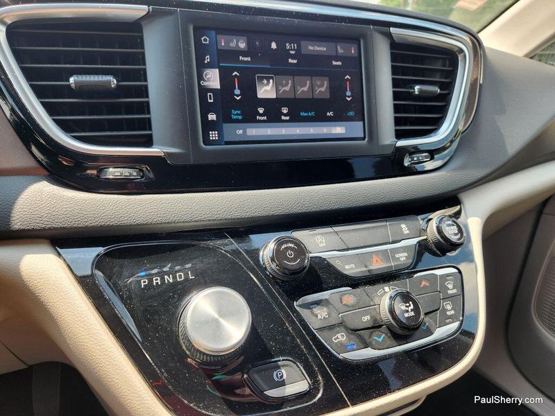 Used 2023 Chrysler Voyager LX