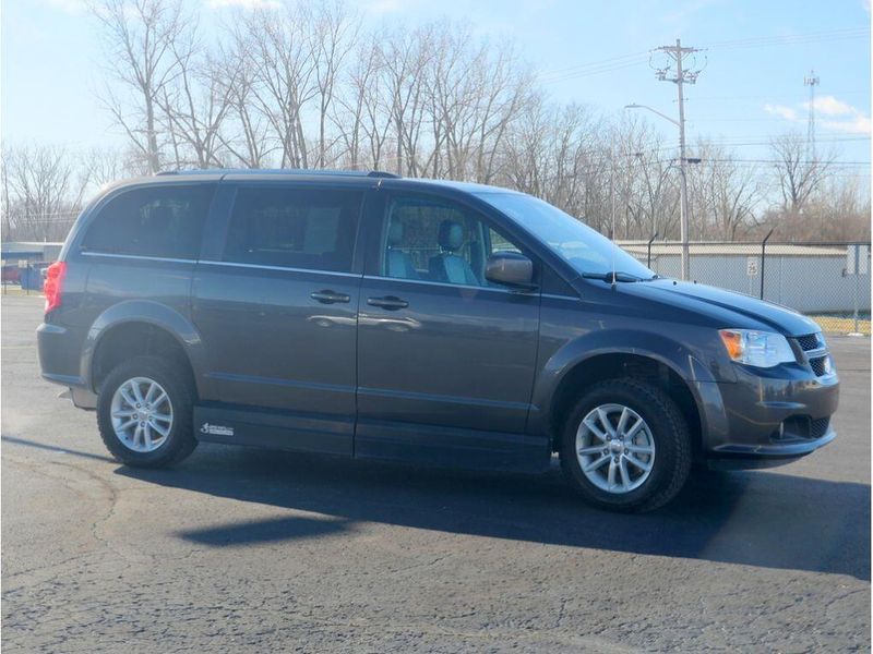 2019 Dodge Grand Caravan SXTImage 7