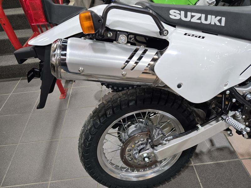 NEW 2026 SUZUKI DR650S Image 14