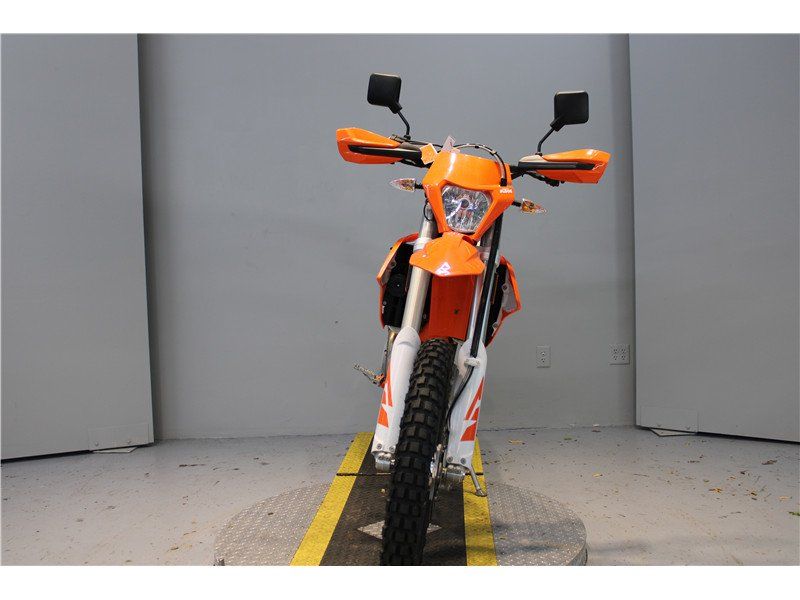 2023 KTM EXCImage 3