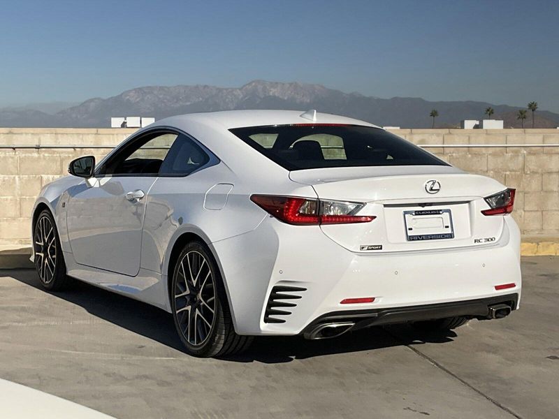 2018 Lexus RC 300Image 10