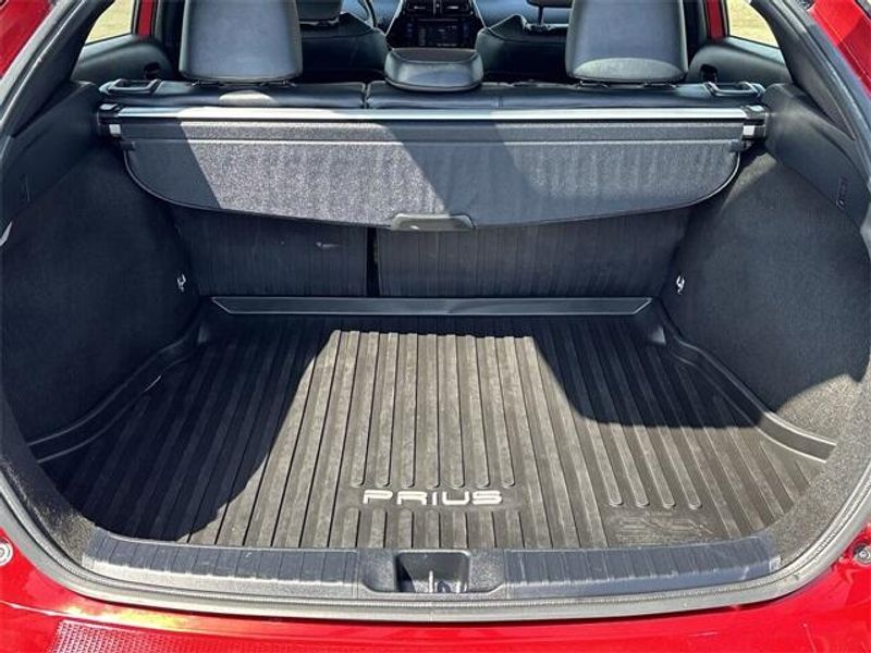 2019 Toyota Prius LImage 15