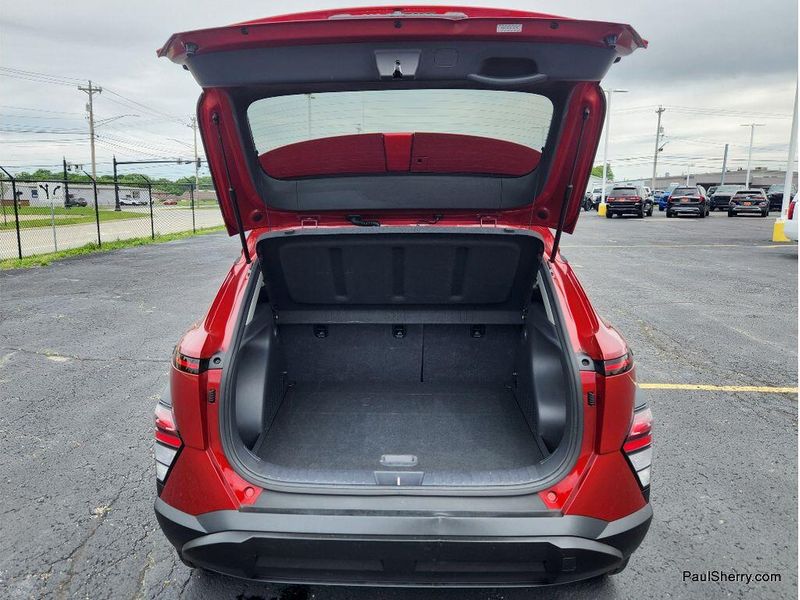 Used 2024 Hyundai Kona SEL