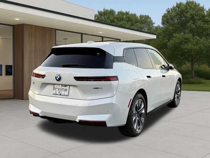New 2026 BMW iX xDrive45Image 8