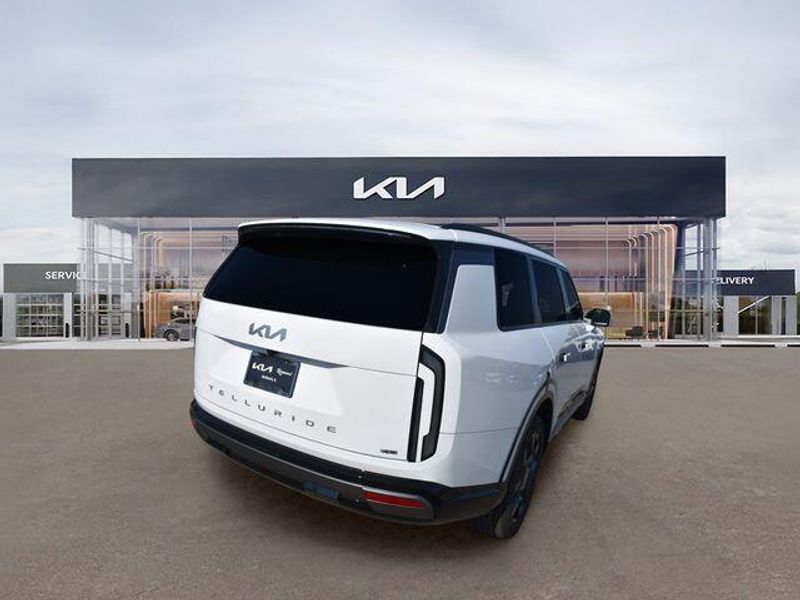New 2027 Kia Telluride SX-PrestigeImage 4