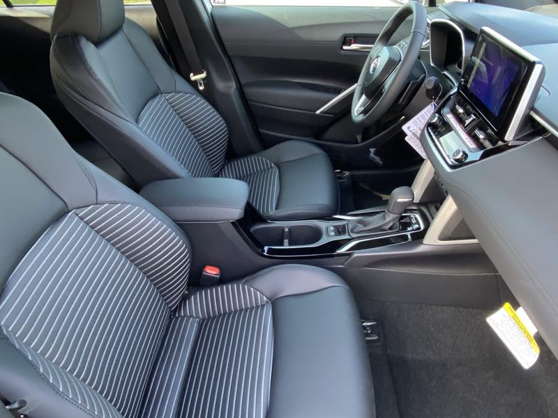 New 2025 Toyota Corolla Cross Image 10
