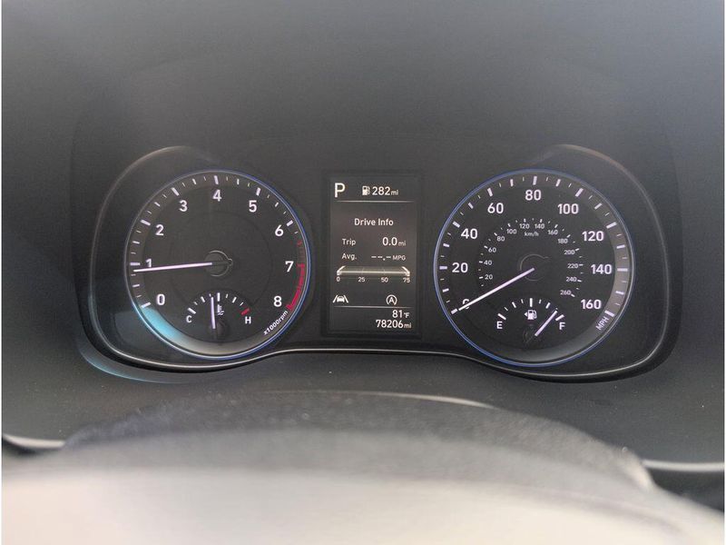 Used 2022 Hyundai Kona SELImage 21