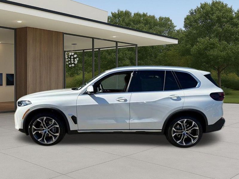 New 2026 BMW X5 xDrive40iImage 13