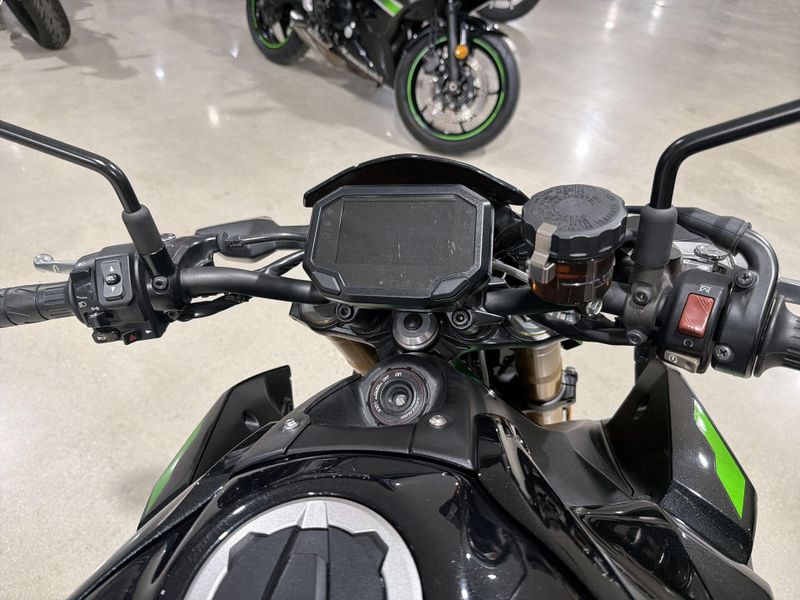 Used 2024 Kawasaki Z900 SE Image 23