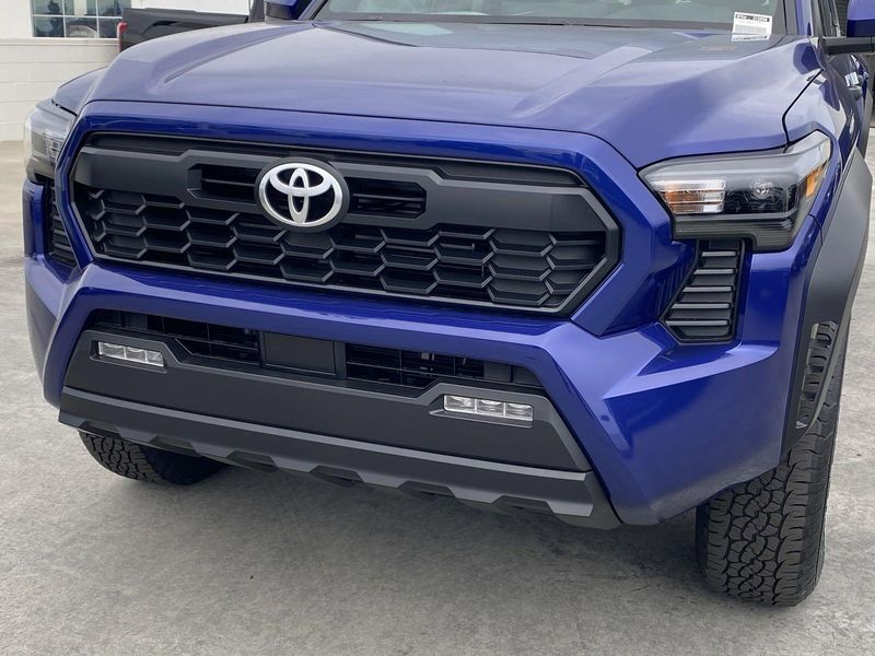 2024 Toyota Tacoma TRD Off RoadImage 7