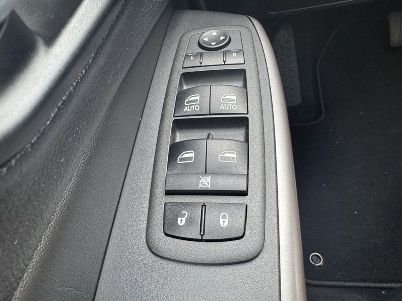 Used 2022 Jeep Cherokee LimitedImage 18