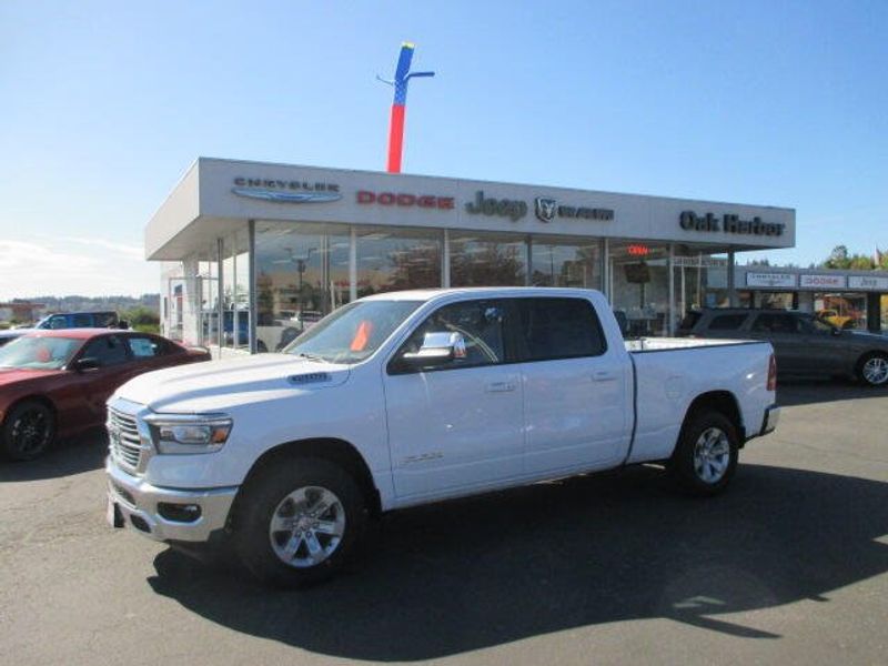 2024 RAM 1500 Laramie Crew Cab 4x4 6