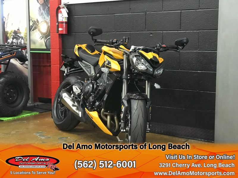 2025 Triumph STREET TRIPLE 765 RS Image 11