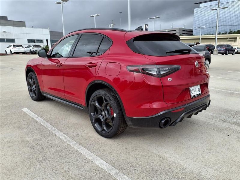 New 2026 Alfa Romeo Stelvio Image 6