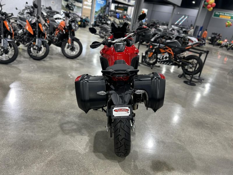 New 2024 Ducati MULTISTRADA V4 S TRAVEL & RADAR SPOKED WHEELS - DEMO Image 12
