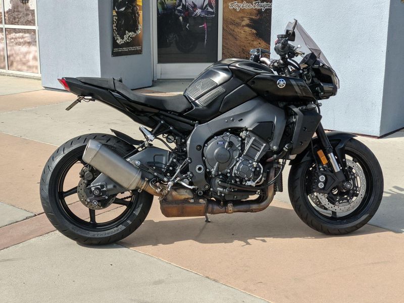 Used 2023 Yamaha MT-10 CA Image 18