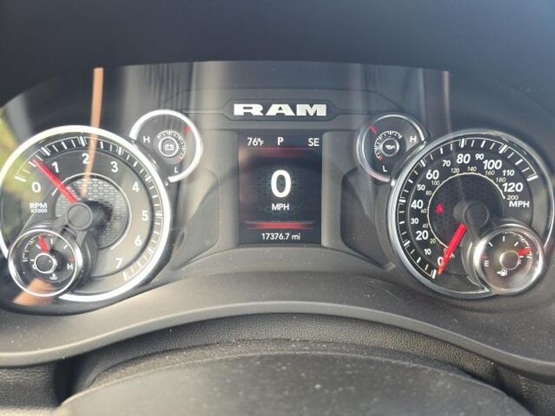 2024 Ram 2500 Big Horn photo 12