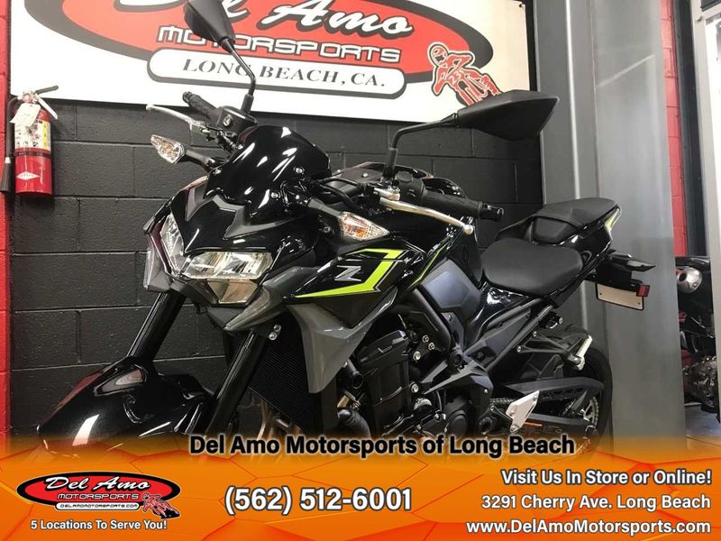 2024 Kawasaki ZR900FRFNL-BK1  in a METALLIC SPARK BLACK/METALLIC MATTE DARK GRAY exterior color. Del Amo Motorsports of Long Beach (562) 362-3160 delamomotorsports.com 