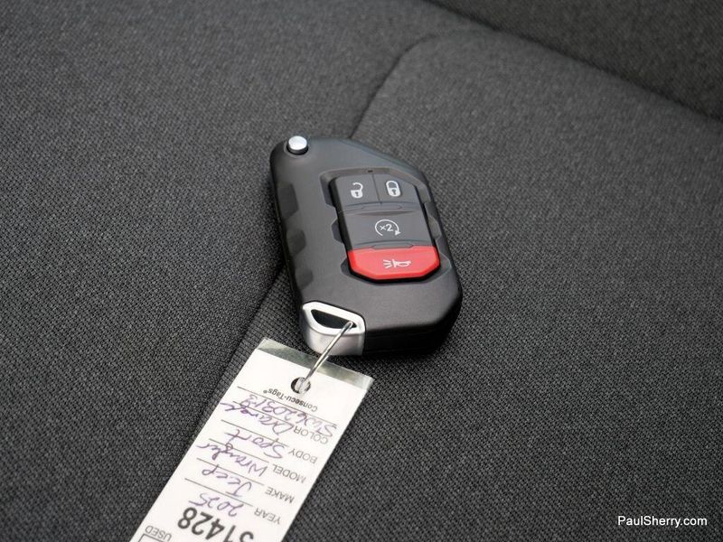 New 2025 Jeep Wrangler 4-door WillysImage 52