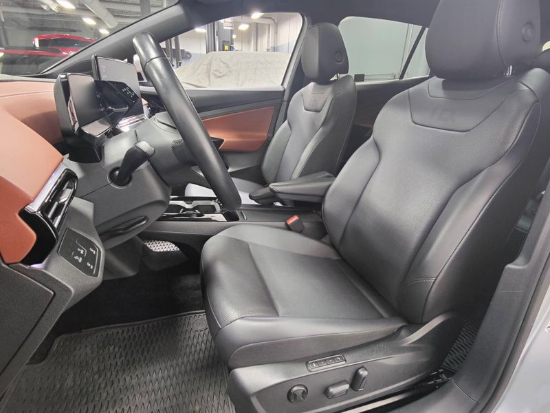 2021 Volkswagen ID.4 Pro S 82kw w/Glass RoofImage 16