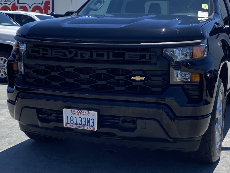 Used 2022 Chevrolet Silverado 1500 CustomImage 7