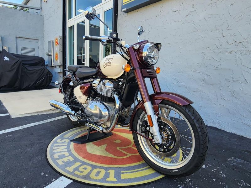 New 2026 Royal Enfield CLASSIC 650 Image 9
