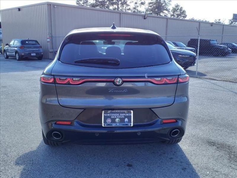 2024 Alfa Romeo Tonale Veloce in a Grigio Ascari Metallic exterior color and Blackinterior. Northside Imports Houston 281-475-4549 northsideimportshouston.com 