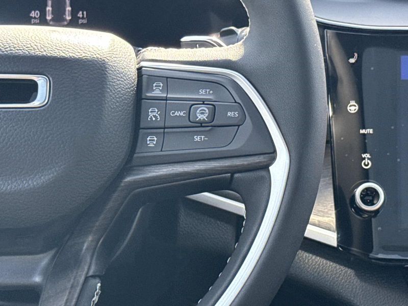 New 2026 Jeep Grand Cherokee Limited 4x4