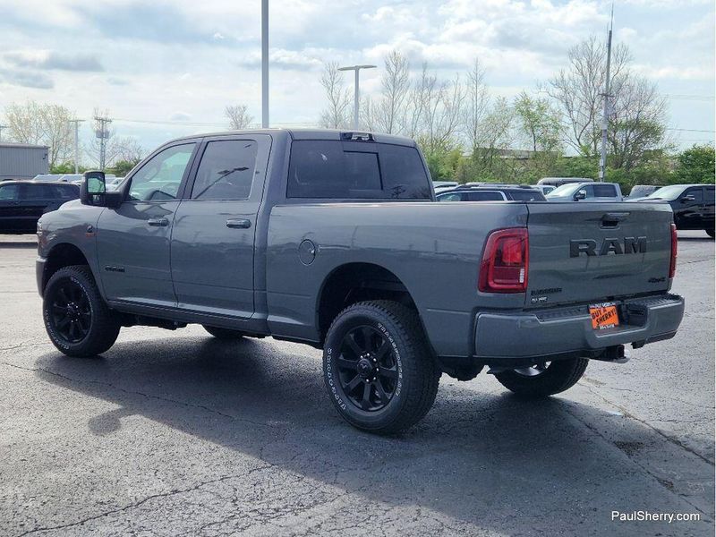 New 2026 RAM 3500 Laramie Crew Cab 4x4 6'4' Box