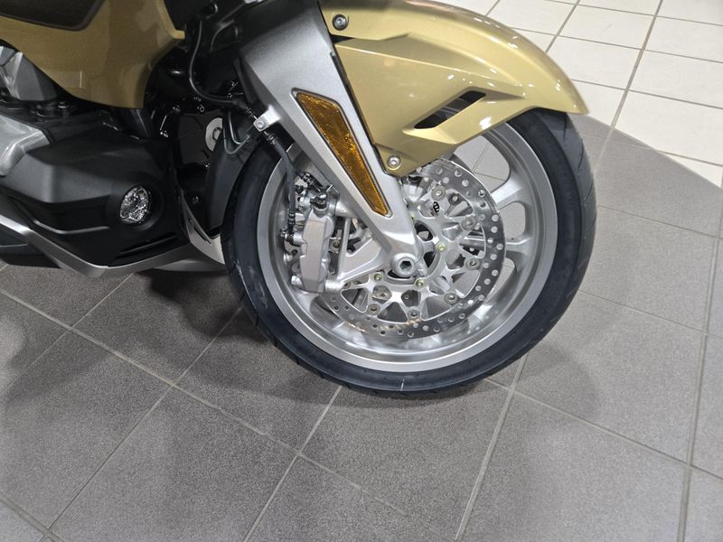 NEW 2025 HONDA GOLD WING TOUR DCT 50TH ANNIVERSARY Image 26