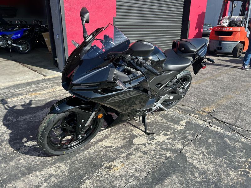 New 2026 Yamaha YZF-R3 ABS Image 19