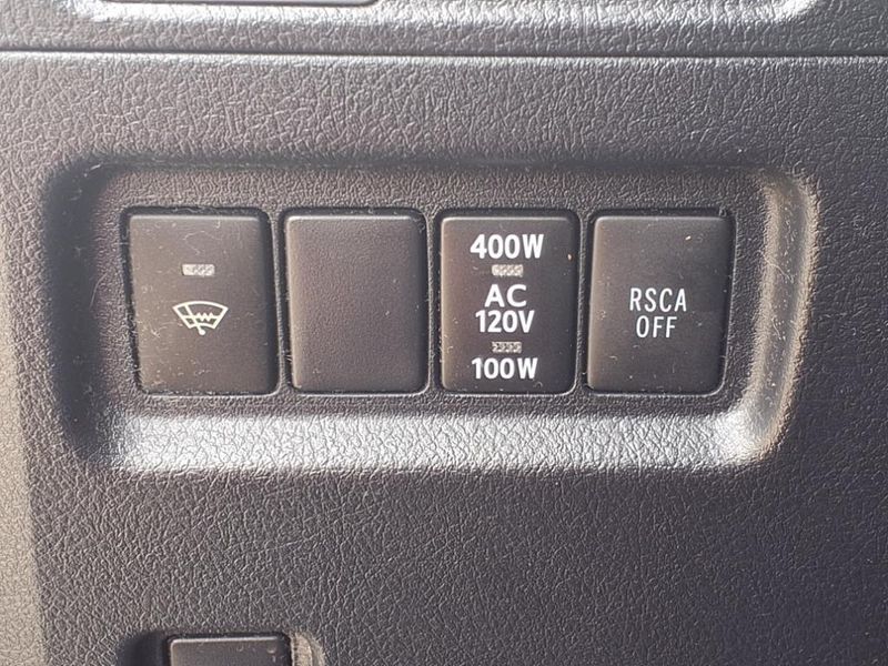 2011 Toyota 4Runner LimitedImage 18