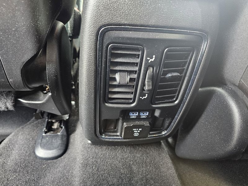 Used 2021 Jeep Grand Cherokee LimitedImage 13
