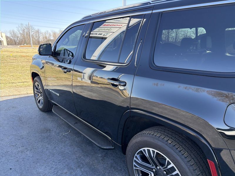 2024 Jeep Wagoneer Series 1Image 10