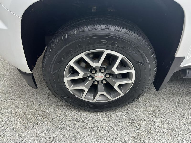 Used 2017 GMC Canyon 4WD SLEImage 7