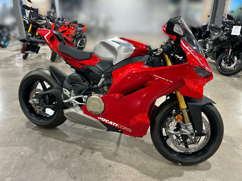 New 2026 Ducati PANIGALE V4 R Image 12