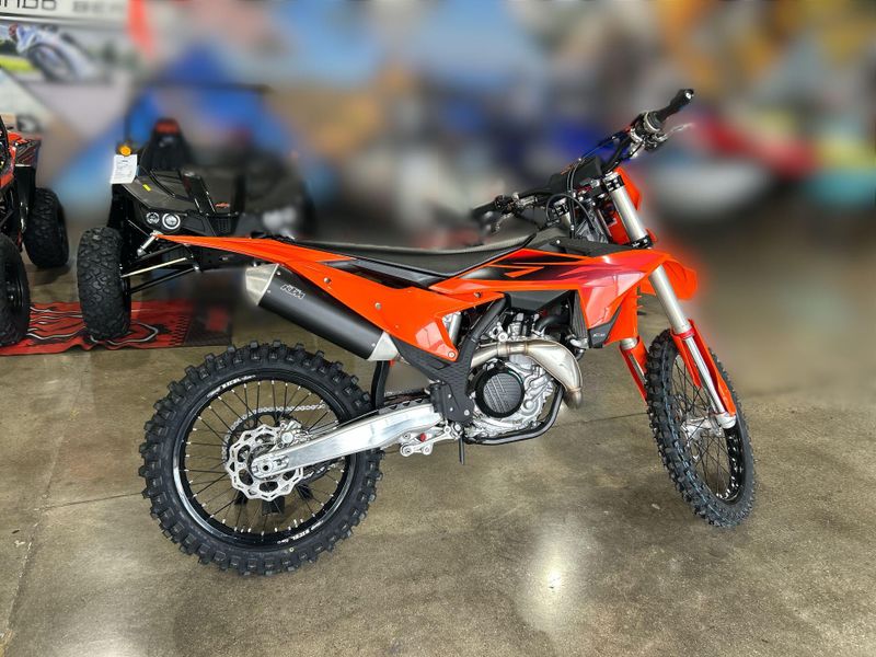 New 2027 KTM 450 SX-F Image 12