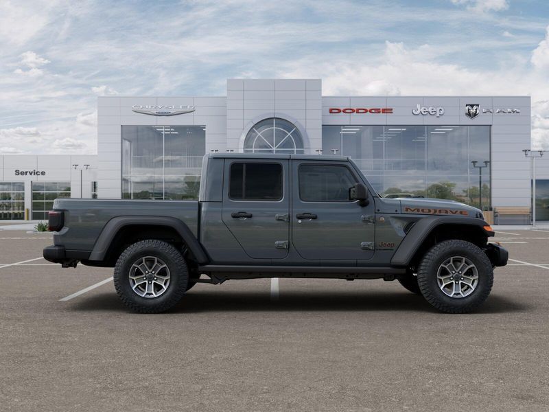 New 2025 Jeep Gladiator Mojave 4x4Image 47