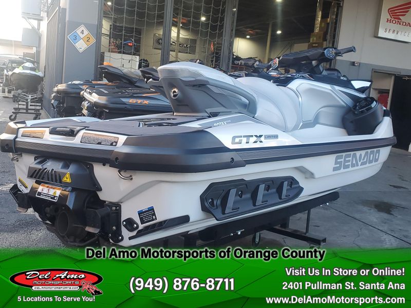 2024 Sea-Doo GTX LIMITED 300 (SOUND SYSTEM) Image 10