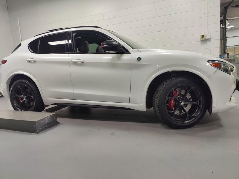 Used 2019 Alfa Romeo Stelvio Nero Quadrifoglio AWD w/SunroofImage 3