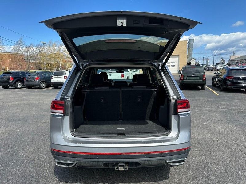 2024 Volkswagen Atlas 2.0T SE w/TechnologyImage 16