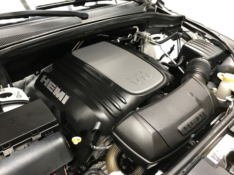 2018 Dodge Durango R/T photo 26