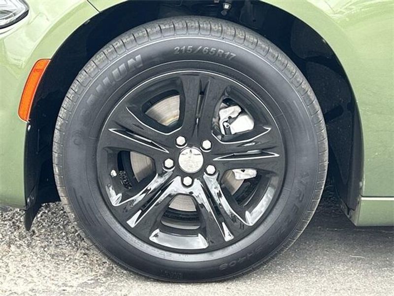 2022 Dodge Charger SXTImage 10
