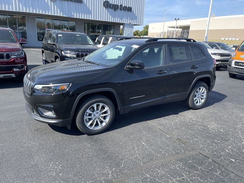 2022 Jeep Cherokee Latitude Lux FwdImage 1
