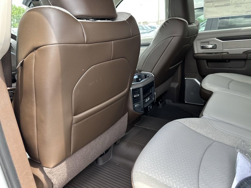 2025 RAM 3500 Laramie Crew Cab 4x4 8